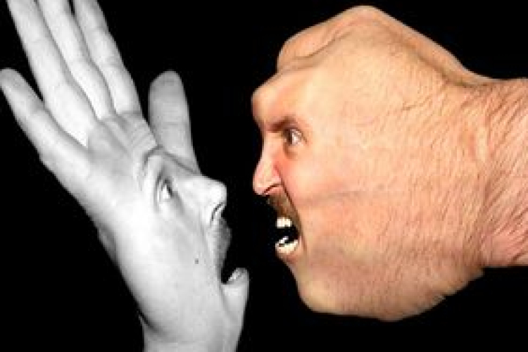 Ismét magyar fiatalokat bántalmaztak Temerinben