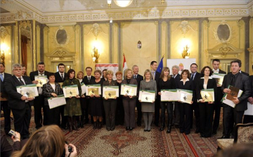 Átadták a Családbarát munkahely-elismeréseket