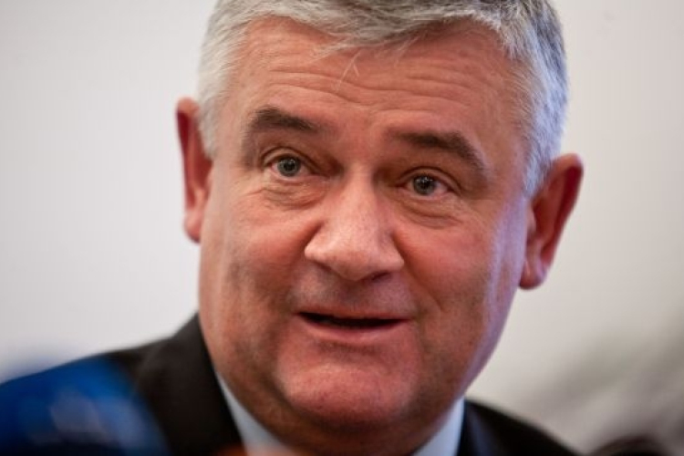 Sme: alkoholelvonó kúrára kerülhet Slota