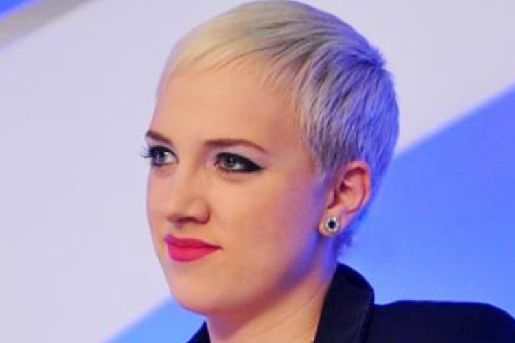 Rajta akarnak meggazdagodni? Tóth Gabinak elege lett a zenészbarátokból