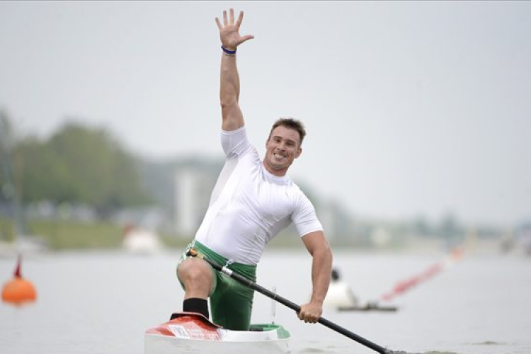 Kajak-kenu Vk - Tizennyolc magyar érem Szegeden