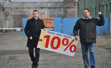 Fidesz: rendeletben köteleznék az áramszolgáltatókat a rezsicsökkentés betartására