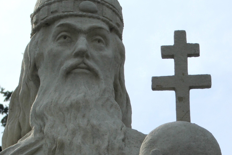 Székesfehérvárra érkezik a Szent Jobb