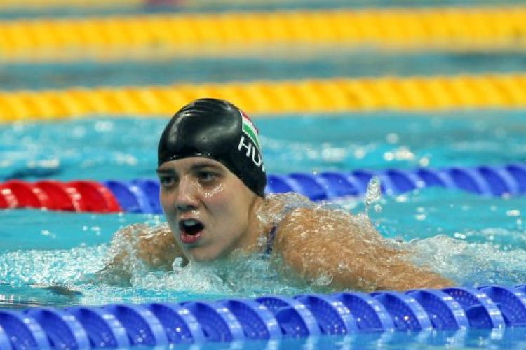 Magyar világcsúcs az angol paraúszó-bajnokságon