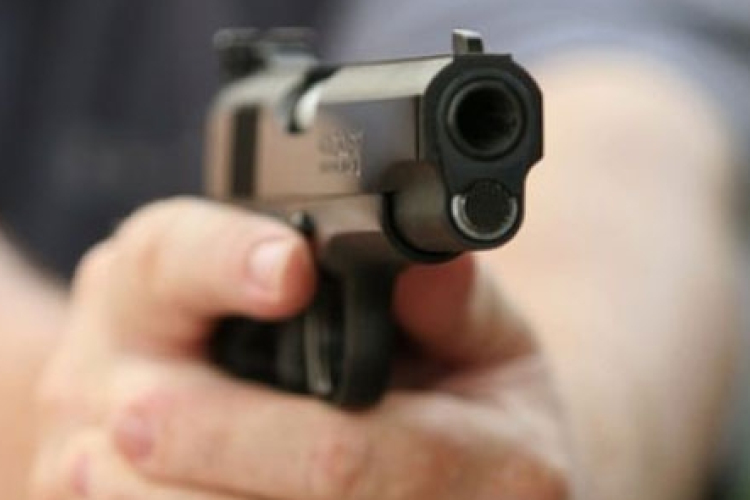 Készpénztelen bankot próbált kirabolni