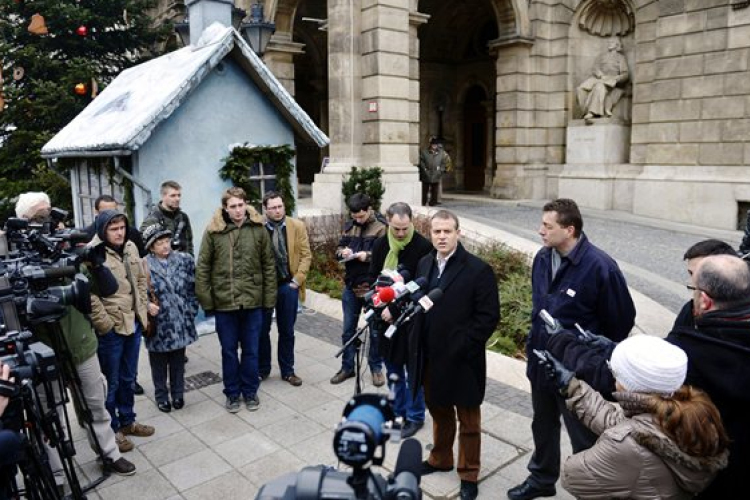 Ellenzéki tárgyalás - Az Együtt 2014 alkotmánytervezettel készül