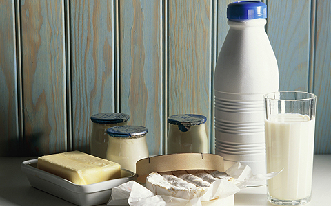 Növelik a mellrák kockázatát a magas zsírtartalmú tejtermékek