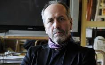 Benkő elkezdett a halála utánra készülődni