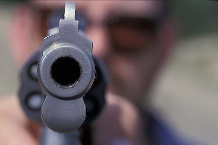 Fegyveresek támadtak rá egy ukrán ellenzéki politikus üzemére, sebesültek