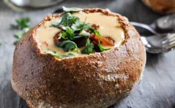 Sajtkrémleves cipóban