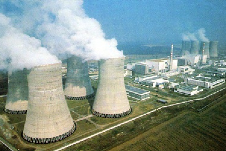 Rendszeresen ellenőriztetné az atomreaktorokat az EU