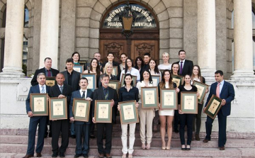Megkapta a Győr díszpolgára címet a BL-győztes női kézilabdacsapat