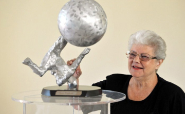 Puskás Ferenc özvegye is tiltakozik az MSZP kampányfilmje miatt