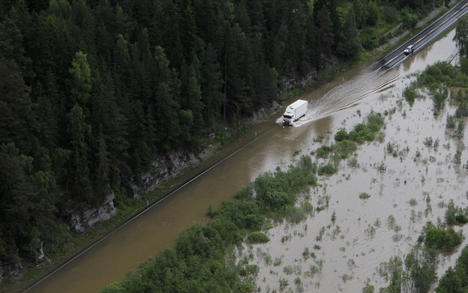 Árvíz Norvégiában, evakuálják a lakosságot