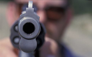 Fegyveresek támadtak rá egy ukrán ellenzéki politikus üzemére, sebesültek