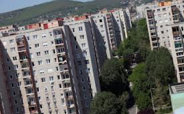 Elérkezett a panelben újrakezdők és a bérlakások korszaka