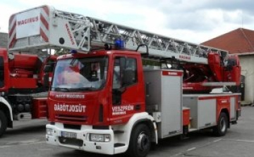 Kizárta a szüleit egy kisgyerek Nagykanizsán