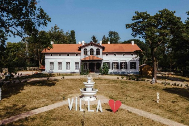 Dune House: 330 millió forinttól indulnak az árak a kastélypiacon