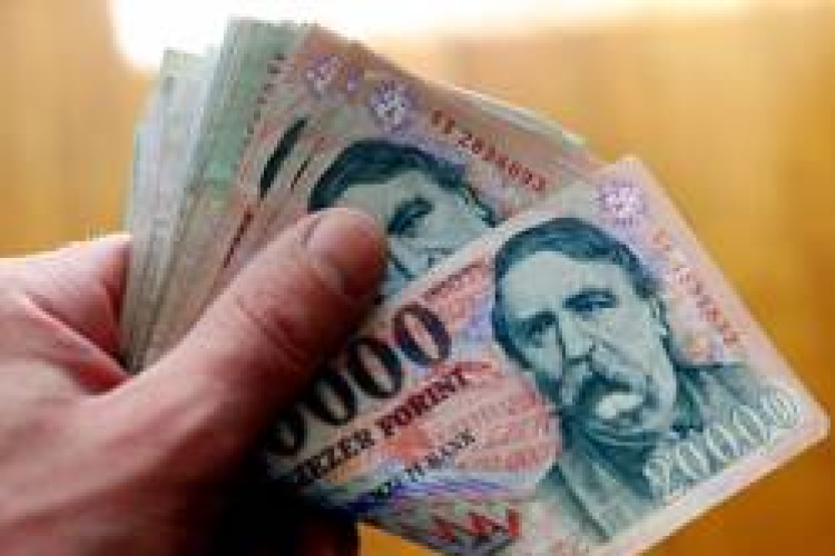 Workania: a munkavállalók 12 százaléka kapott 13. havi bért