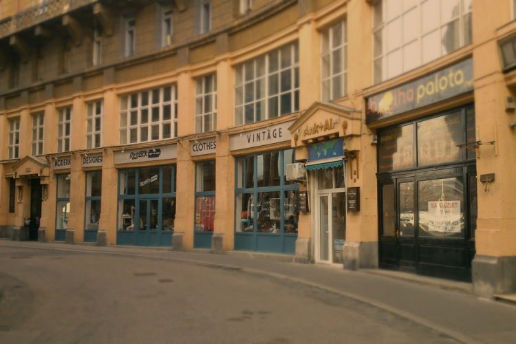 Kiadó üzlethelyiség Budapest szívében – éri vagy nem éri?